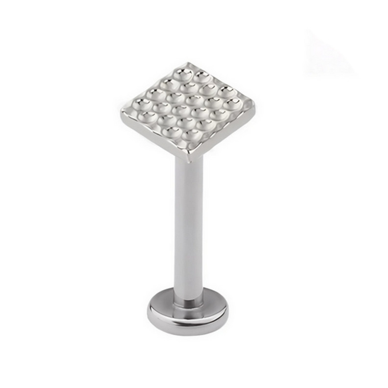 Piercing Labret Carré motif Alvéolé en Titane Piercing Labret Carré motif Alvéolé en Titane
