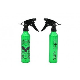 250 ml di bottiglia spray verde con teschio e ossa incrociate